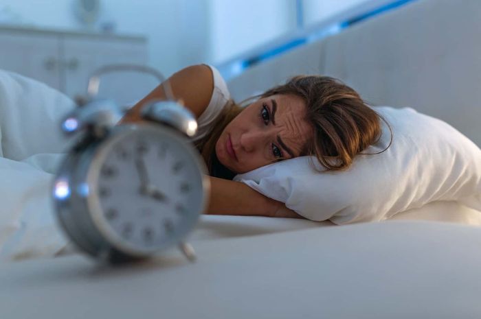 Lưu ý quan trọng để tránh tác hại của thức khuya
