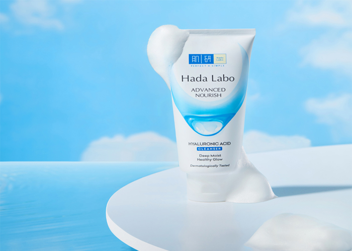 Sữa rửa mặt cho da khô Hada labo advanced nourish hyaluron cleanser
