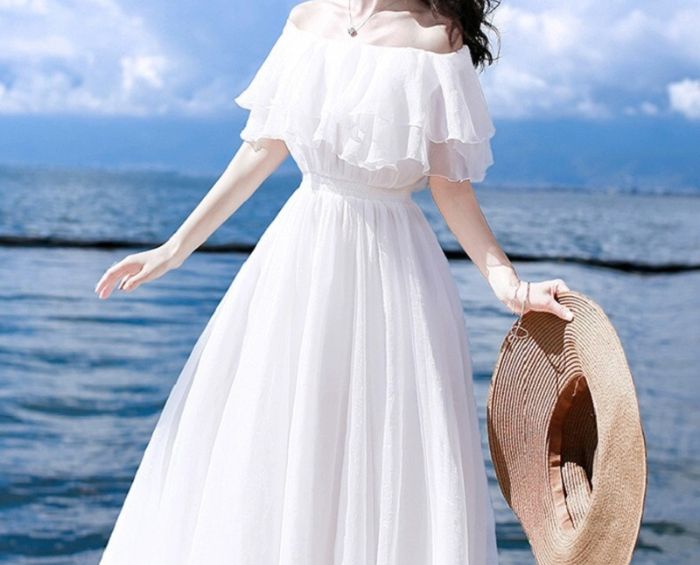 Váy đi biển đẹp cho người thấp màu trắng